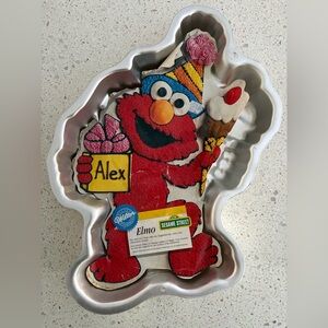 Vintage Wilton Elmo Cake Pan, 1996